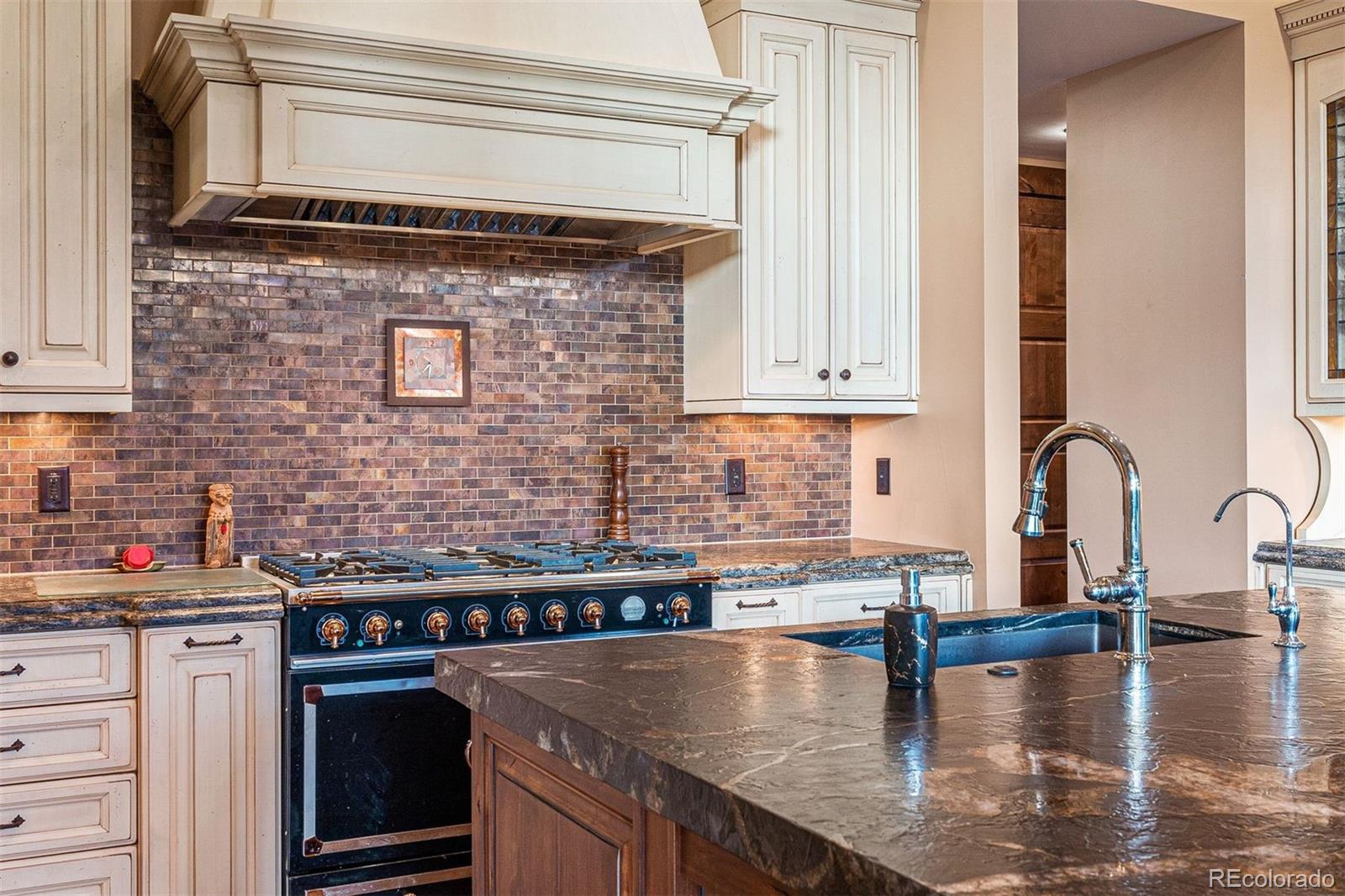 MLS Image #9 for 30 w ranch trail,morrison, Colorado