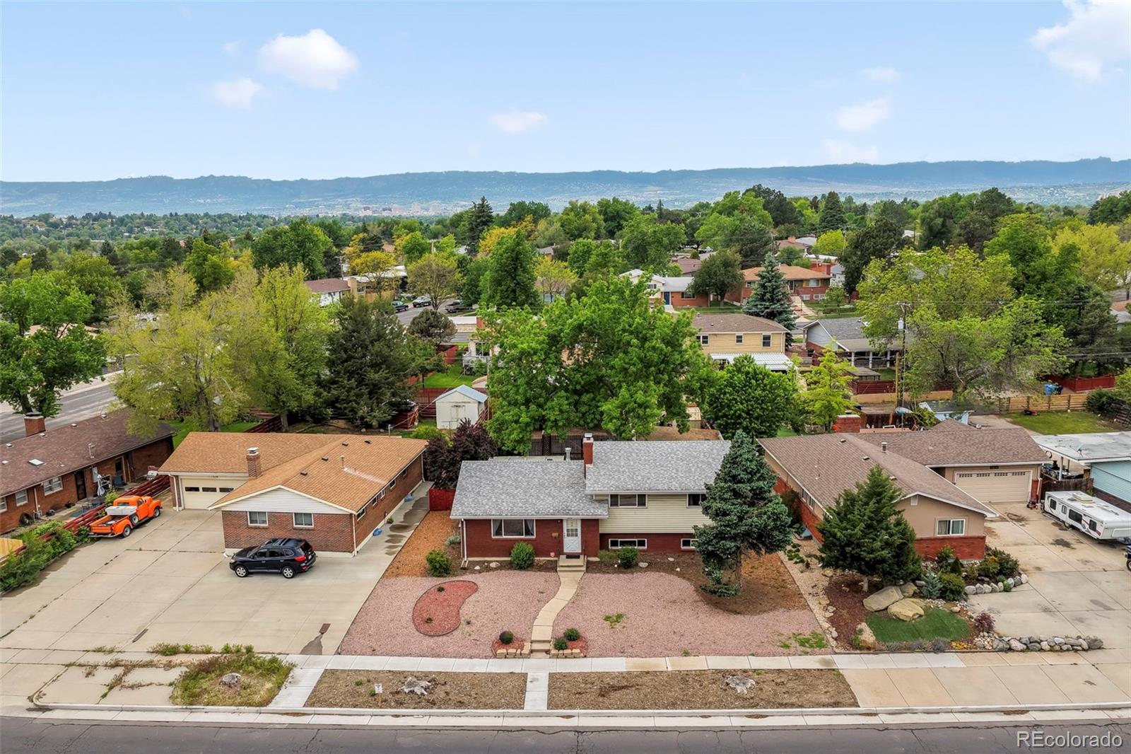 MLS Image #2 for 2330 n circle drive,colorado springs, Colorado