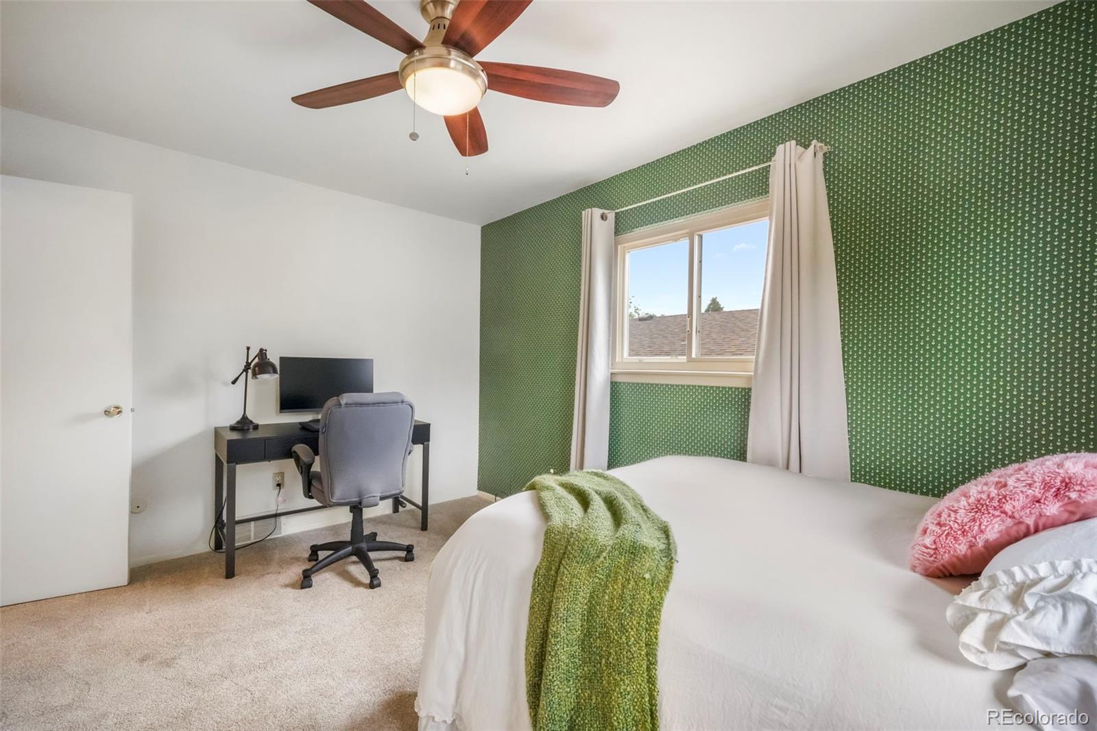 MLS Image #39 for 2330 n circle drive,colorado springs, Colorado