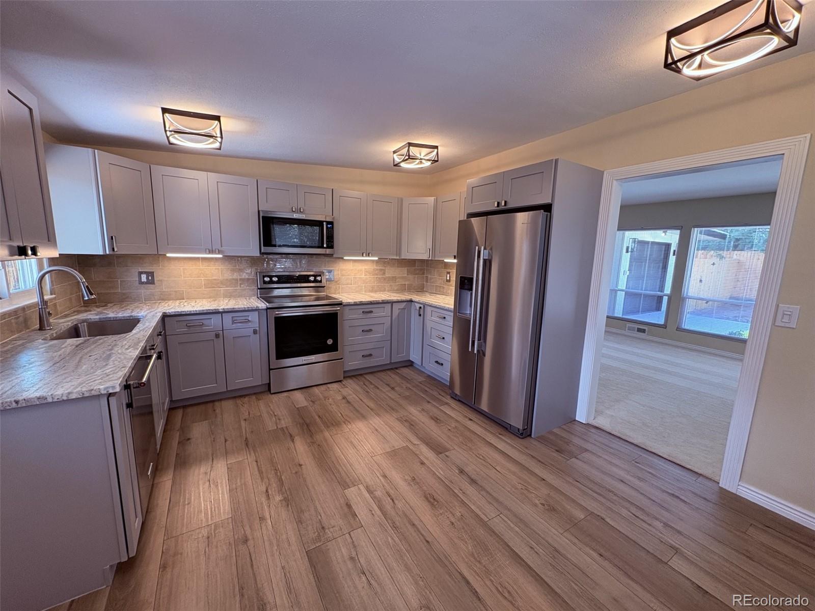 MLS Image #6 for 5944 s fairfield street,littleton, Colorado