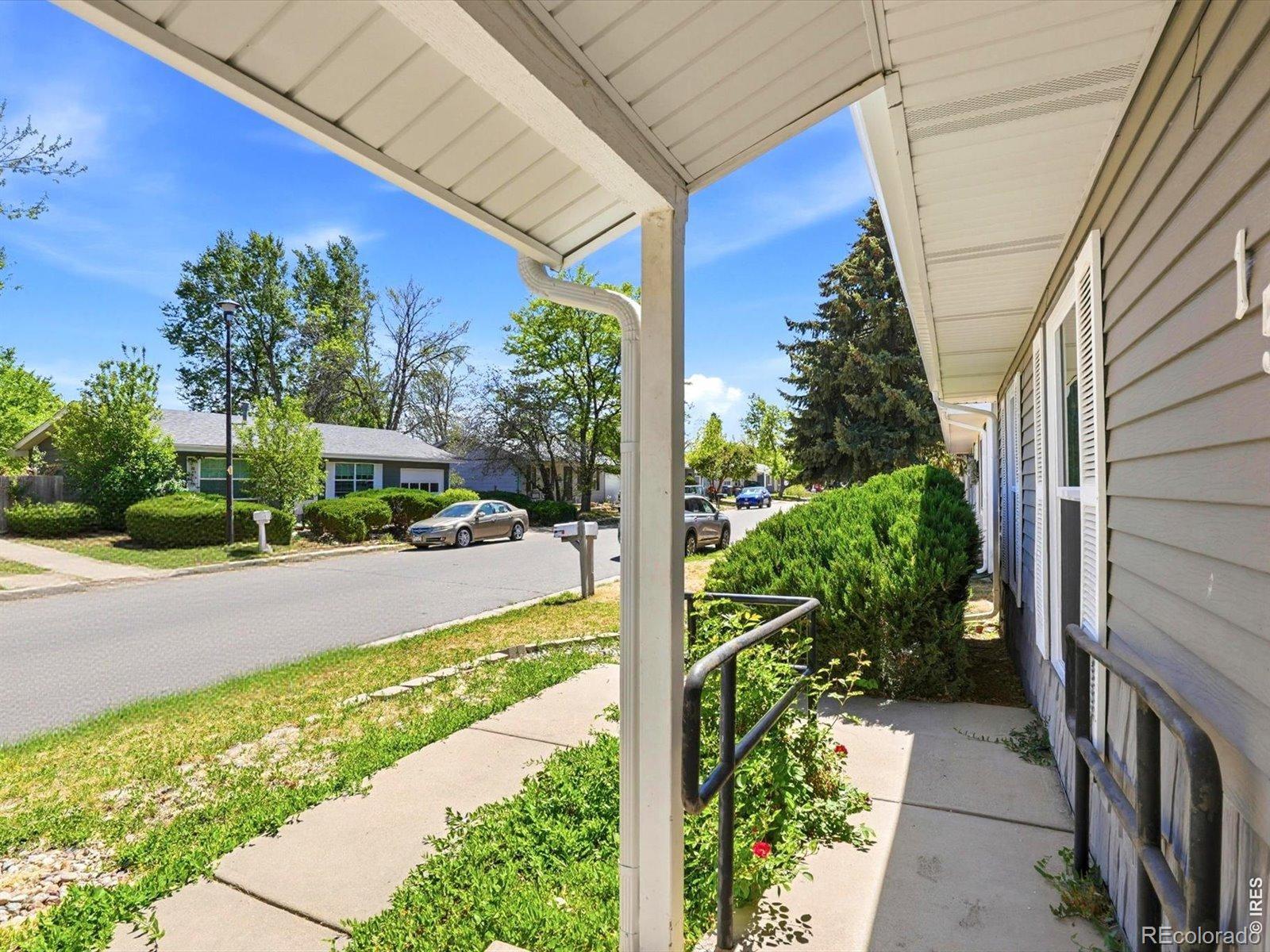 MLS Image #2 for 1585  sagrimore circle,lafayette, Colorado