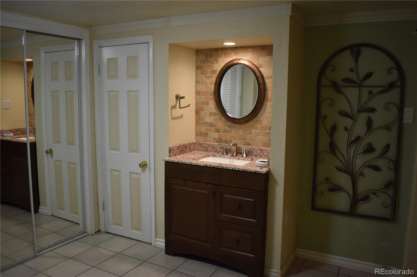 MLS Image #28 for 1383 s canosa court,denver, Colorado