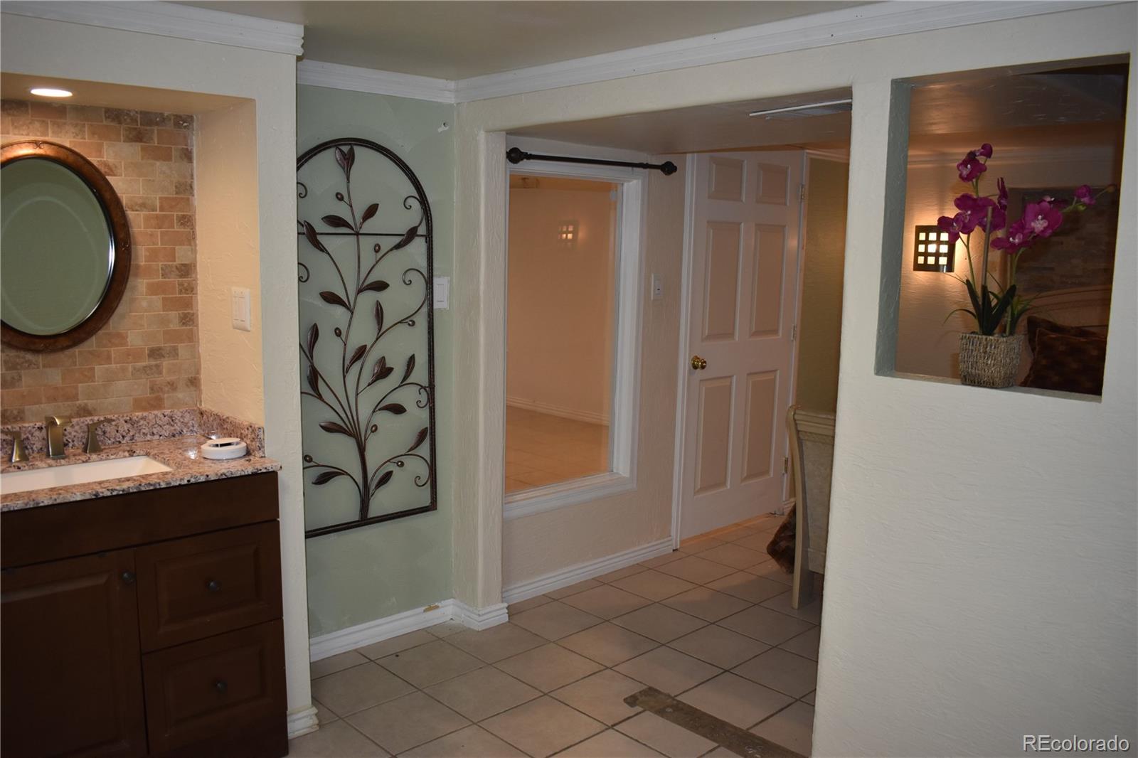 MLS Image #29 for 1383 s canosa court,denver, Colorado