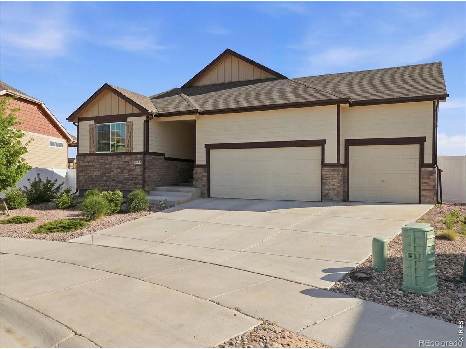 MLS Image #2 for 4680  mountain sky court,johnstown, Colorado