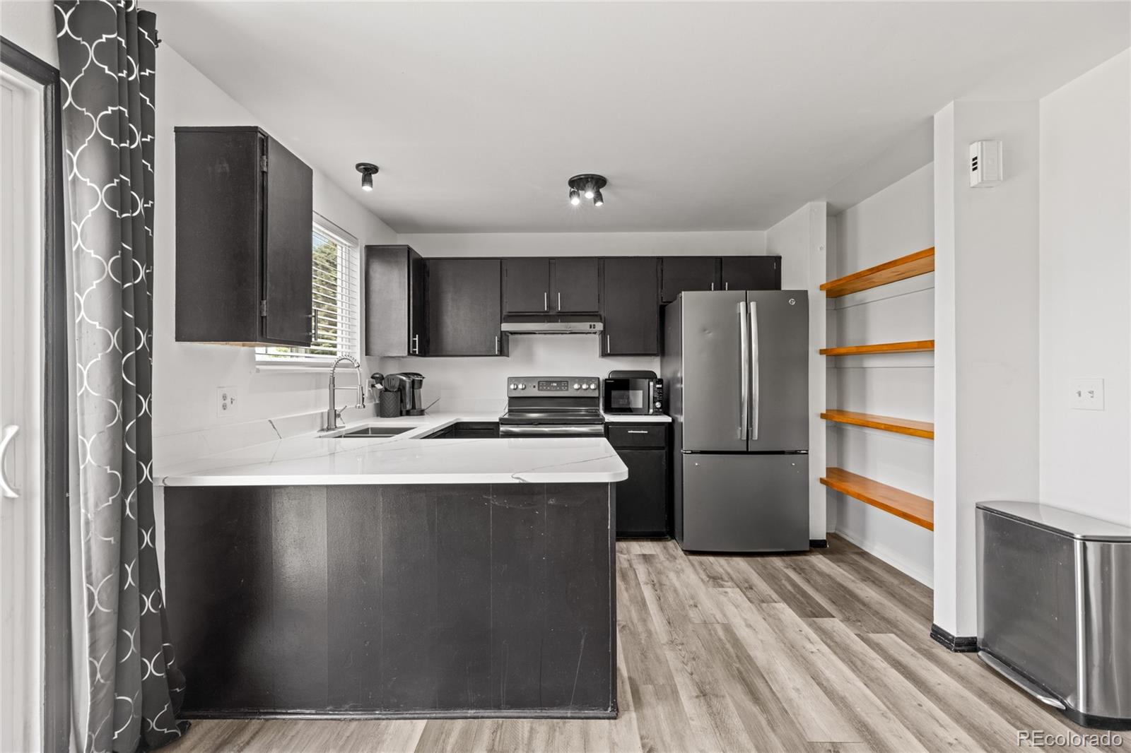 MLS Image #11 for 16562 e louisiana drive,aurora, Colorado