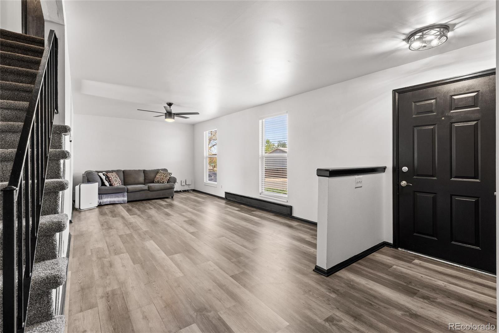 MLS Image #3 for 16562 e louisiana drive,aurora, Colorado