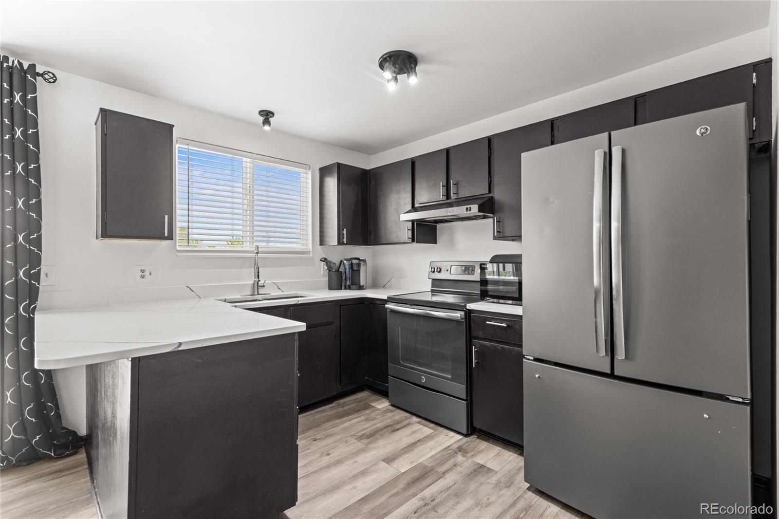 MLS Image #6 for 16562 e louisiana drive,aurora, Colorado