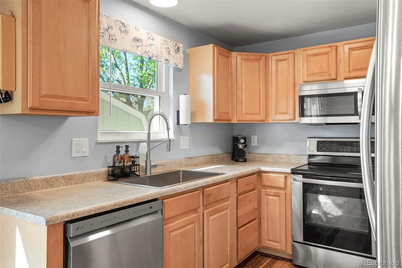 MLS Image #12 for 10930  tennyson court,westminster, Colorado