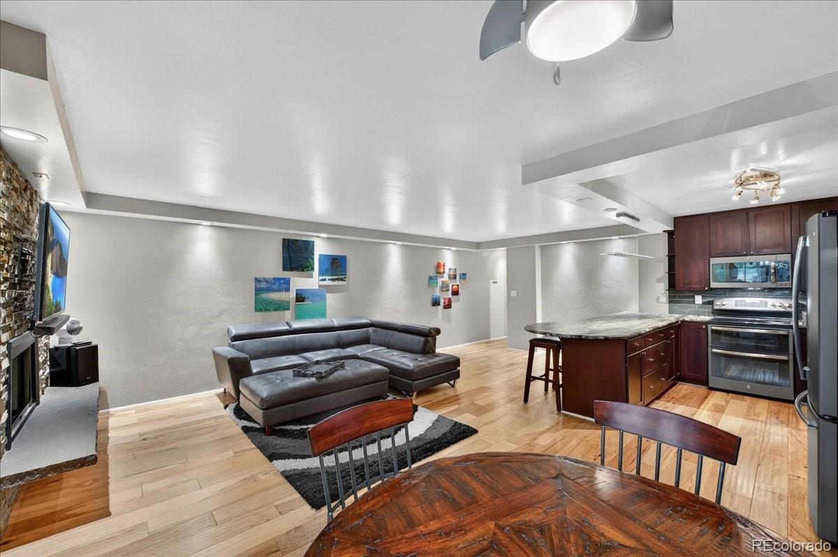 MLS Image #14 for 2  adams street,denver, Colorado