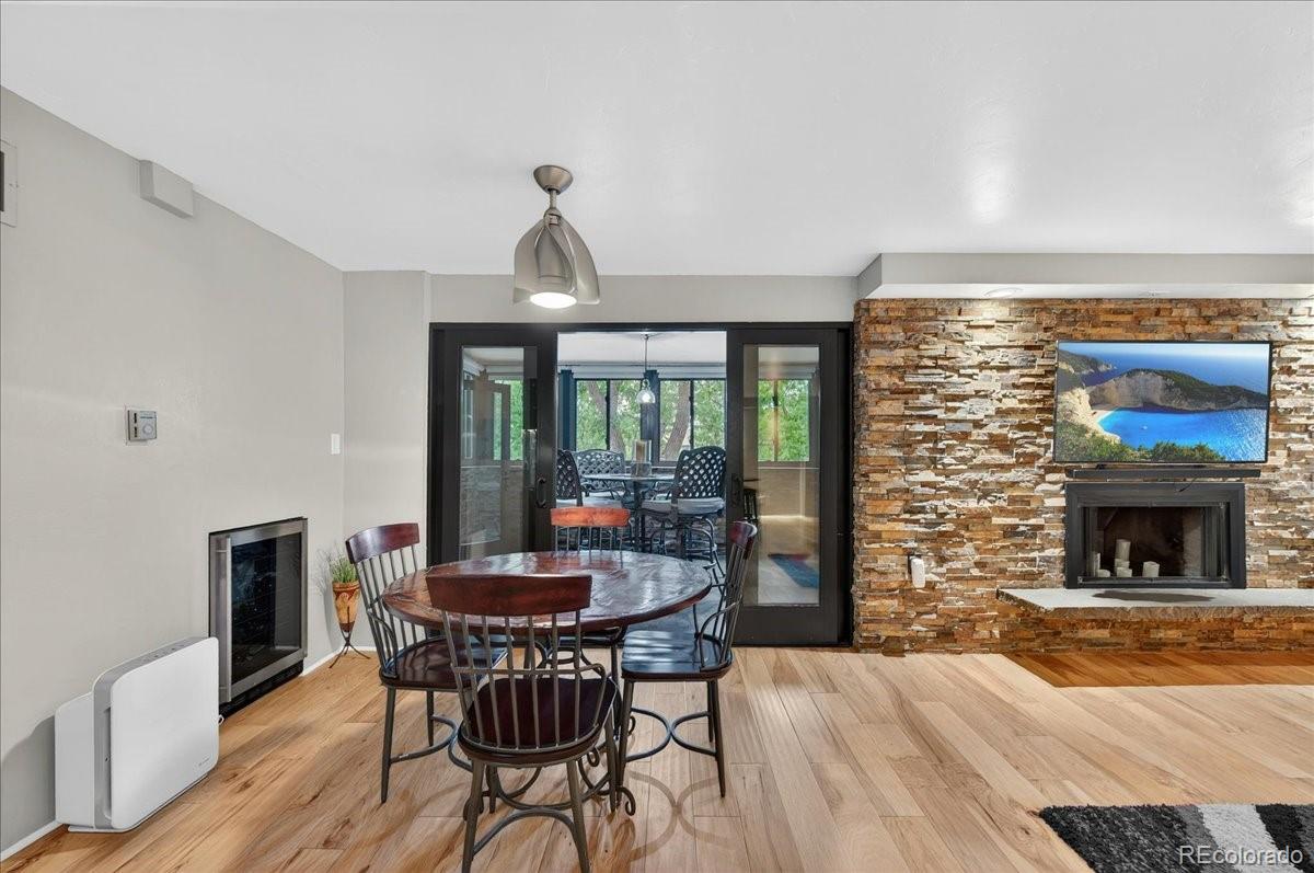 MLS Image #15 for 2  adams street,denver, Colorado