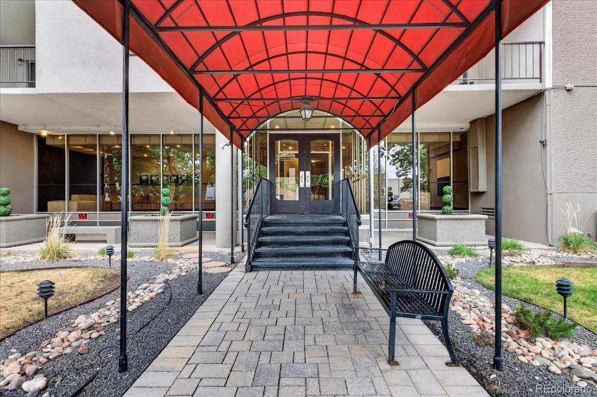 MLS Image #3 for 2  adams street,denver, Colorado