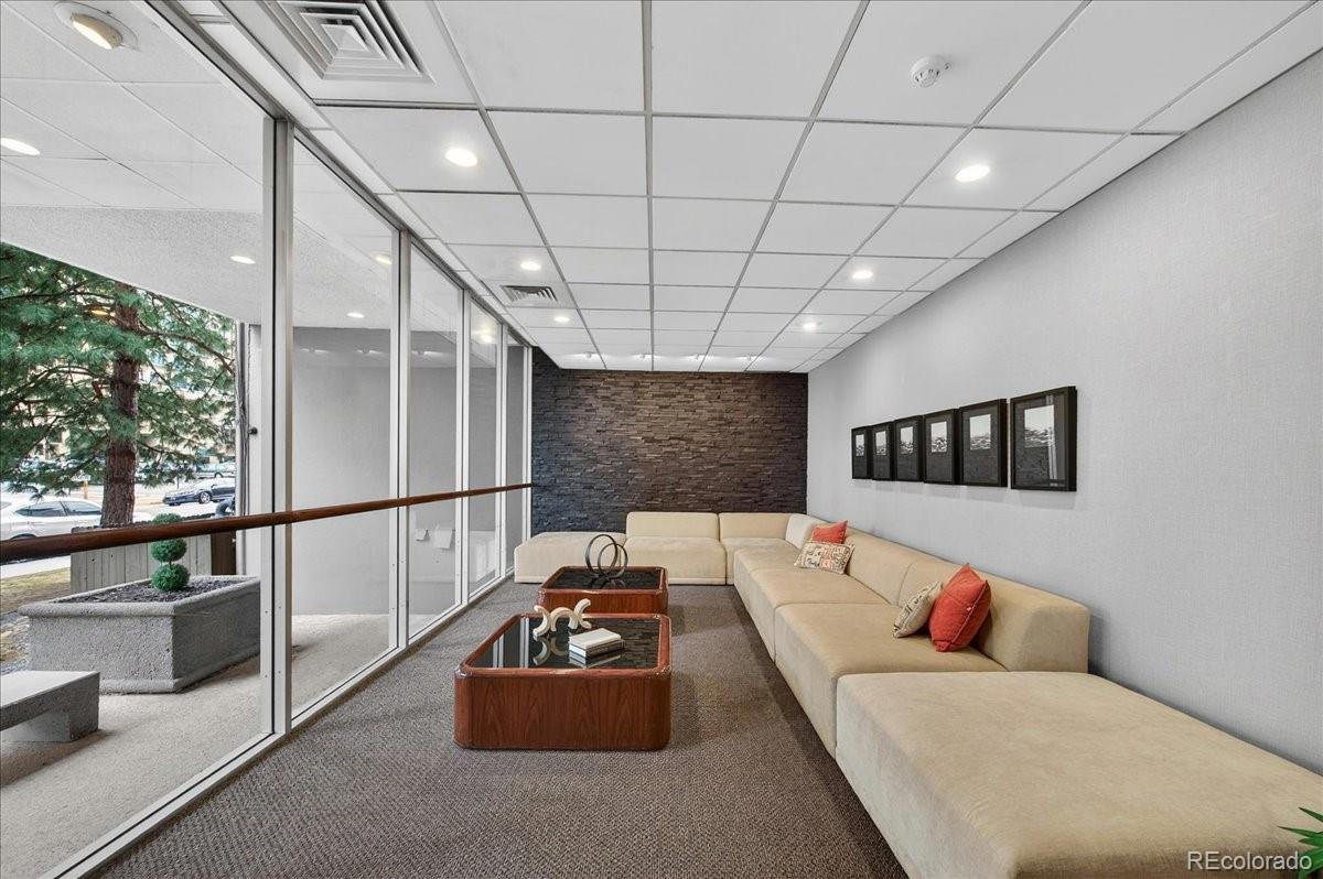MLS Image #4 for 2  adams street,denver, Colorado