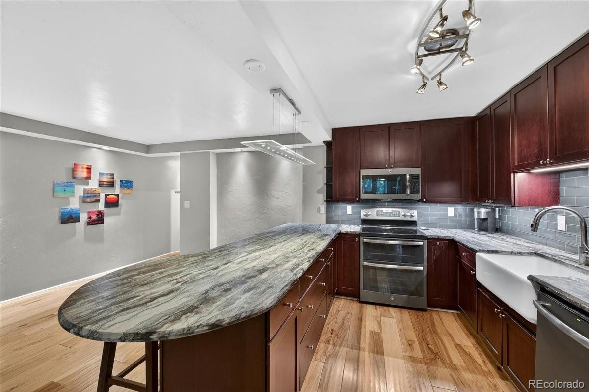 MLS Image #9 for 2  adams street,denver, Colorado