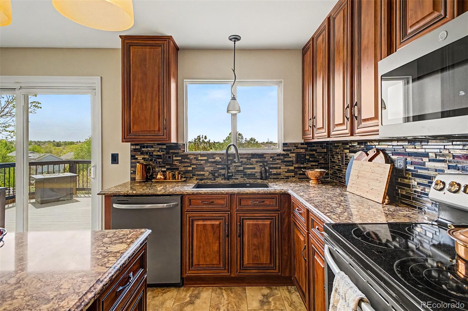 MLS Image #10 for 3737 s lisbon way,aurora, Colorado