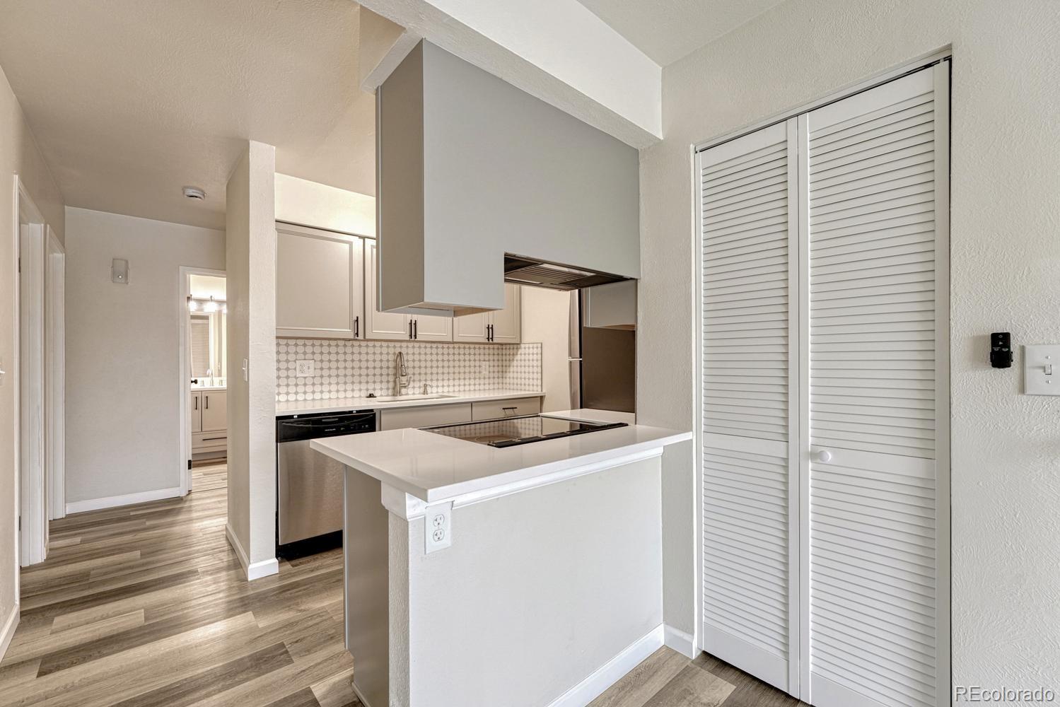 MLS Image #9 for 5995 w hampden avenue 22h,denver, Colorado
