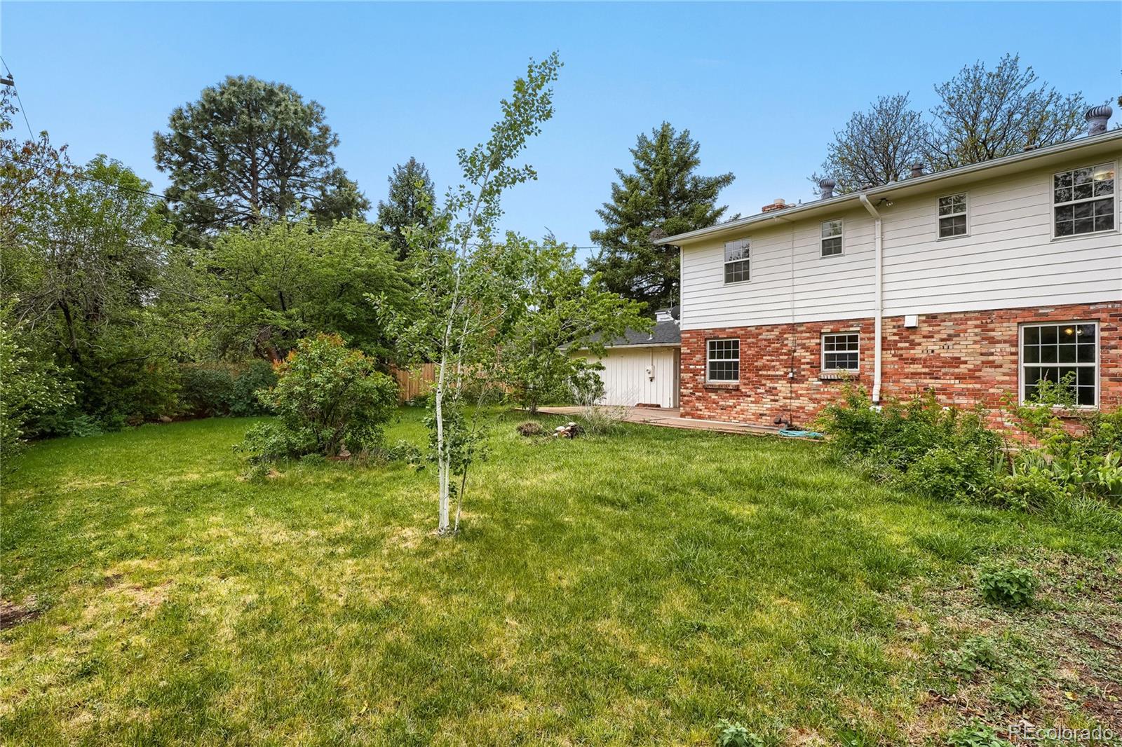 MLS Image #21 for 3320 s locust street,denver, Colorado