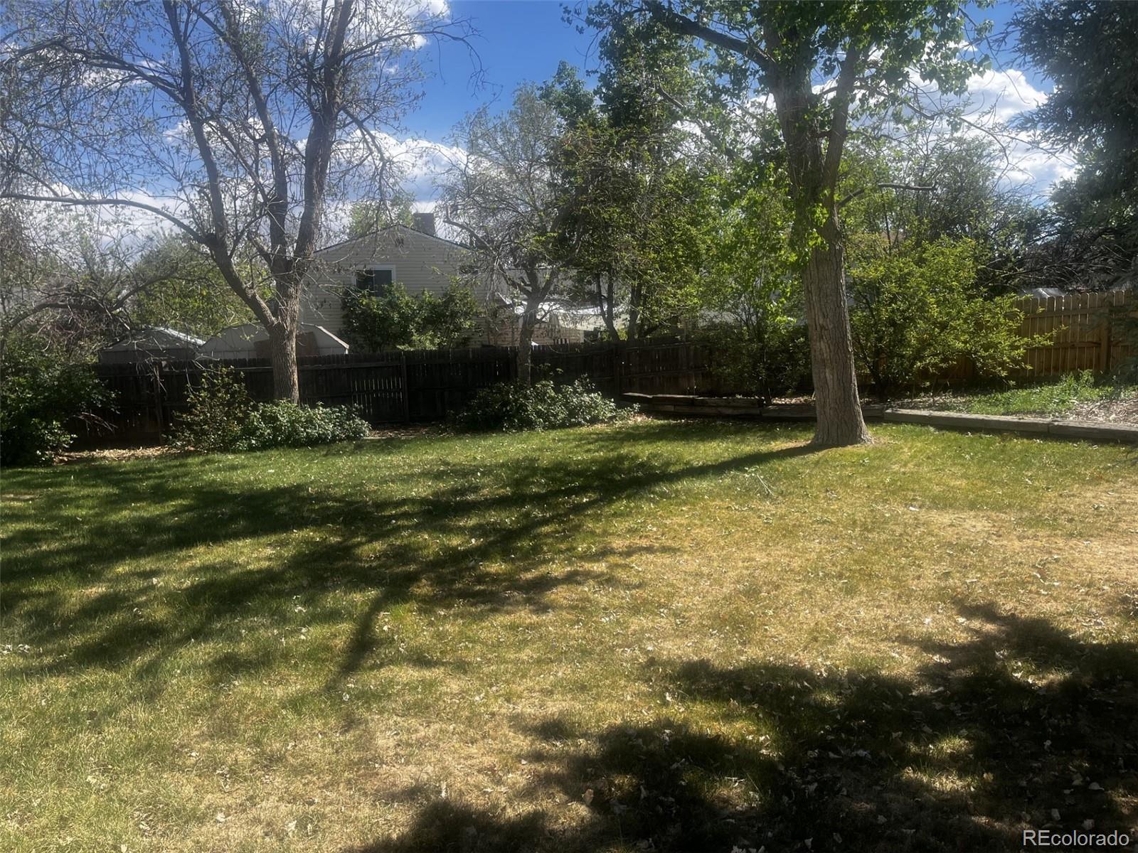 MLS Image #3 for 5033 s field court,littleton, Colorado