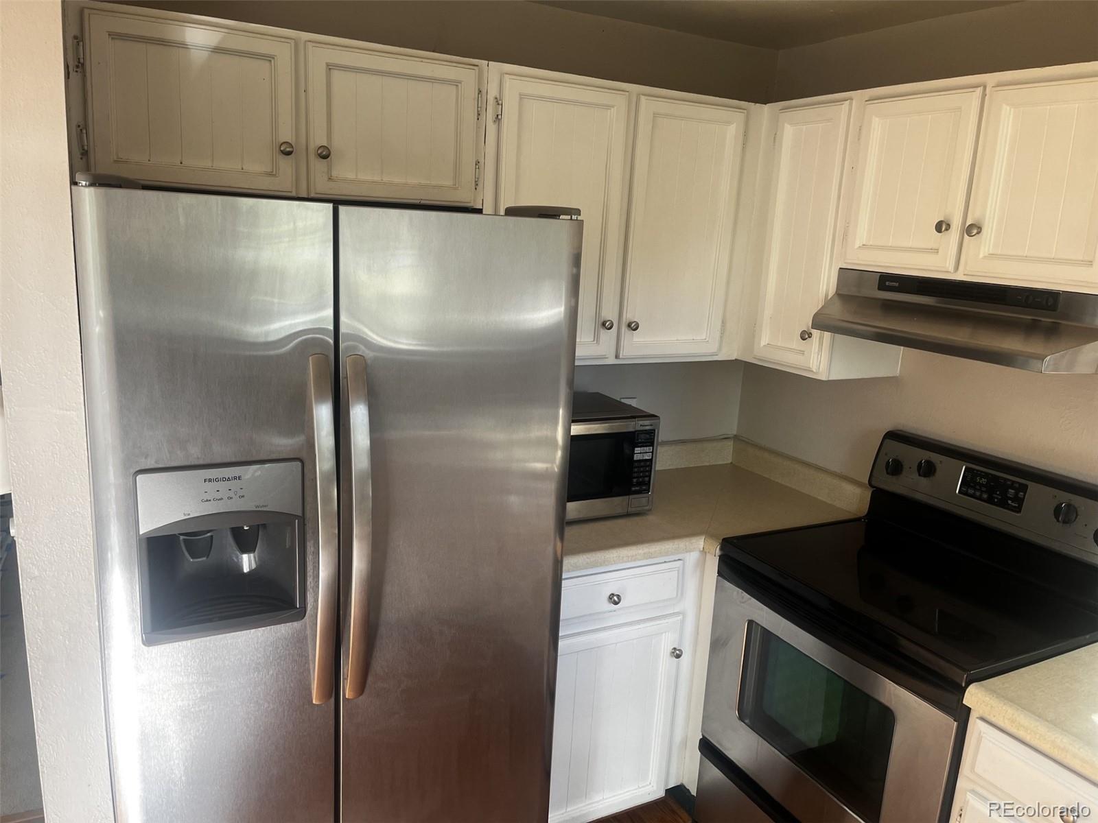 MLS Image #4 for 5033 s field court,littleton, Colorado