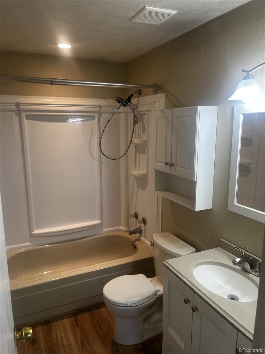 MLS Image #8 for 5033 s field court,littleton, Colorado