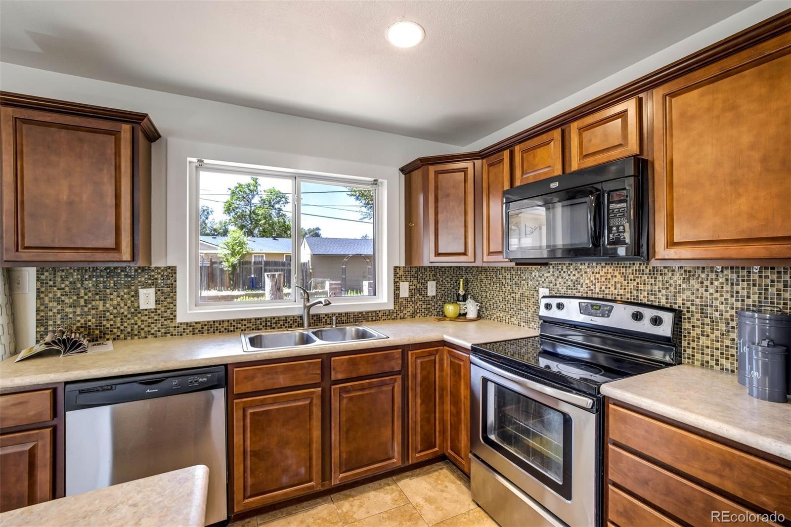 MLS Image #14 for 525  aztec drive,colorado springs, Colorado