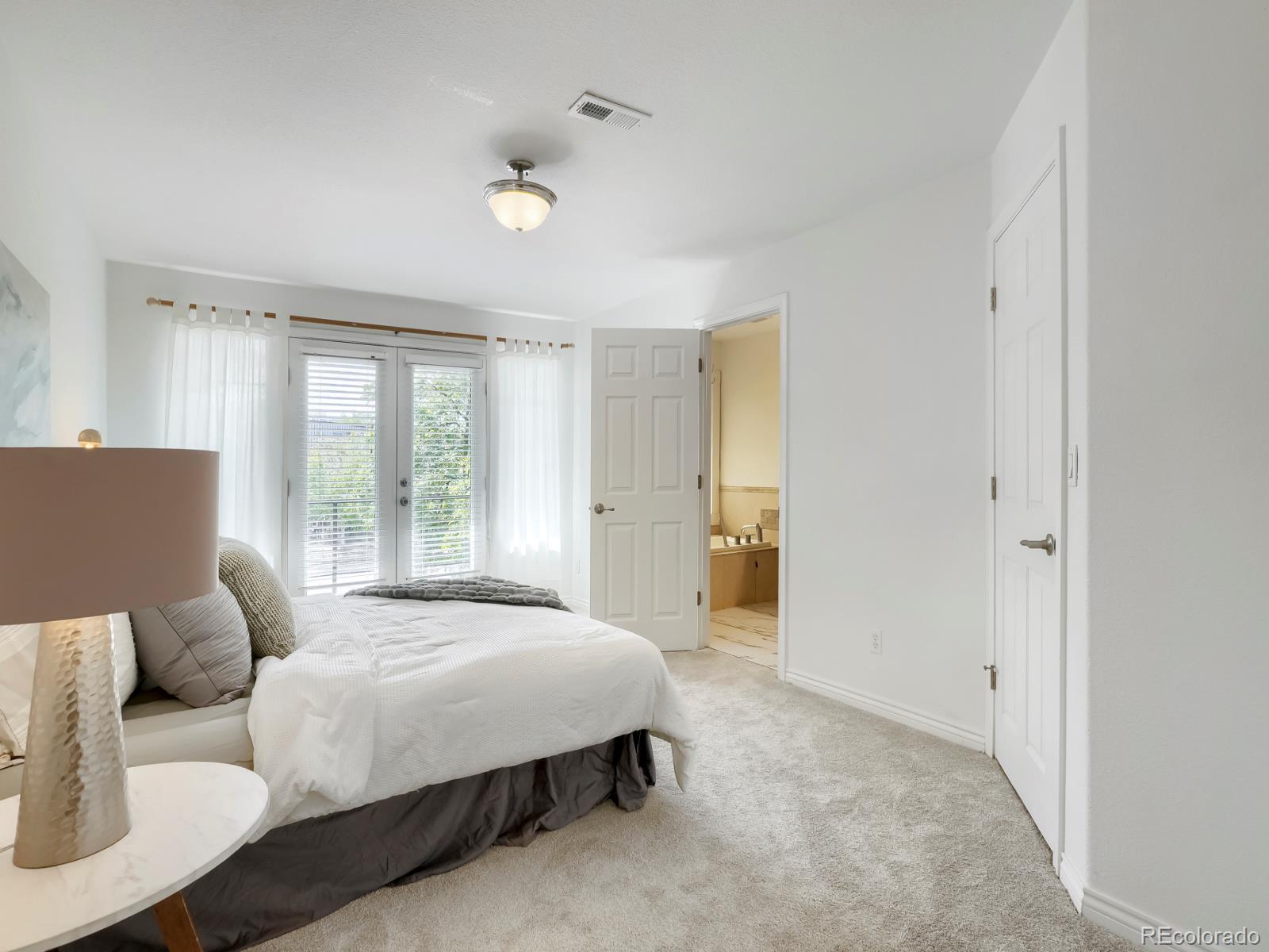 MLS Image #13 for 2250 n washington street,denver, Colorado