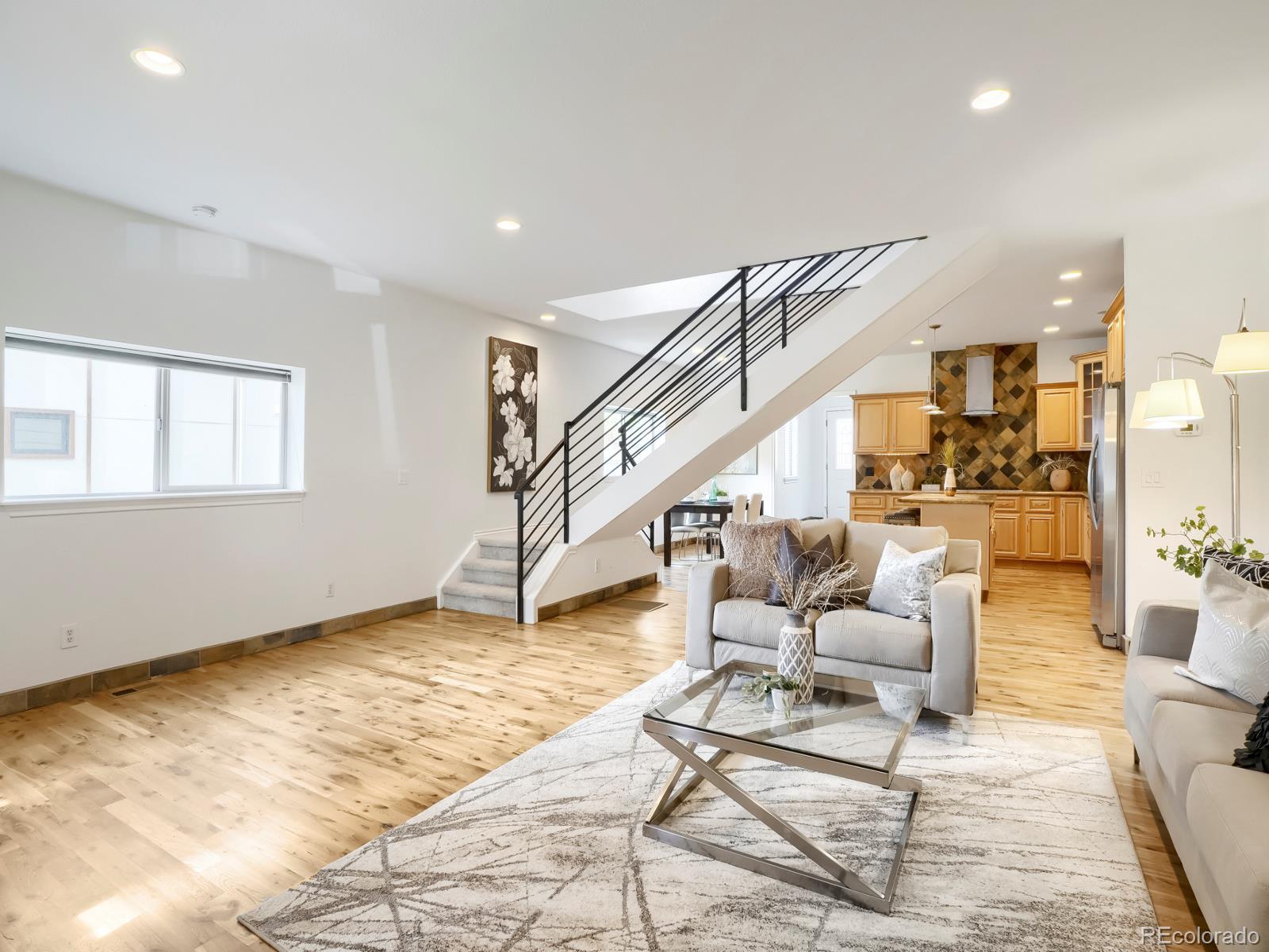 MLS Image #5 for 2250 n washington street,denver, Colorado