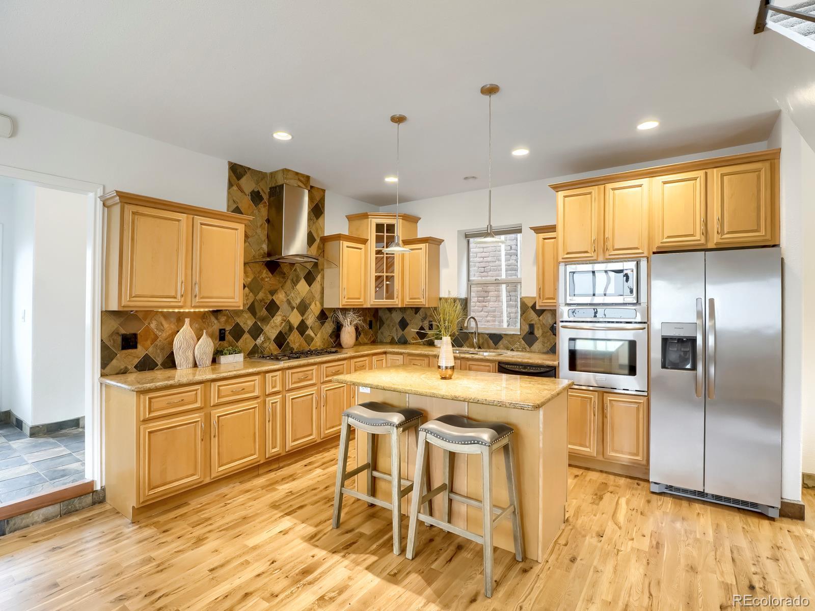 MLS Image #7 for 2250 n washington street,denver, Colorado