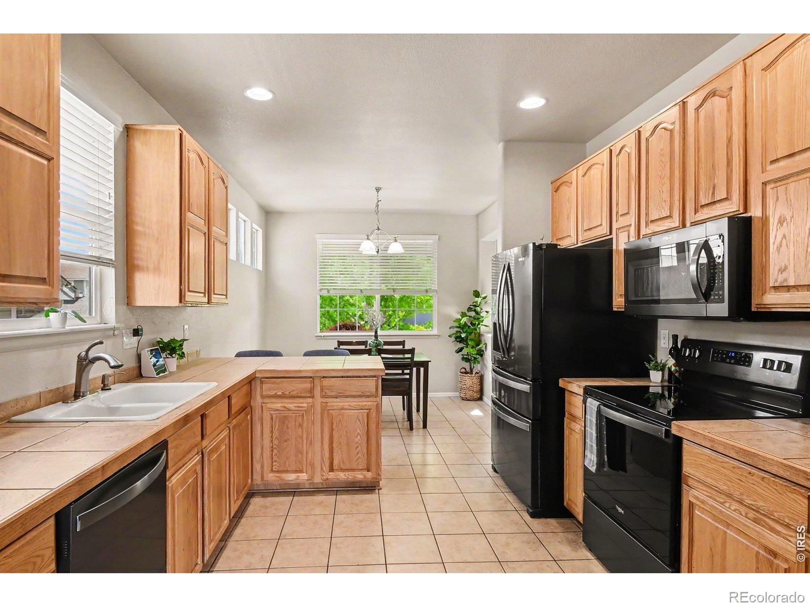 MLS Image #10 for 7562  triangle drive,fort collins, Colorado