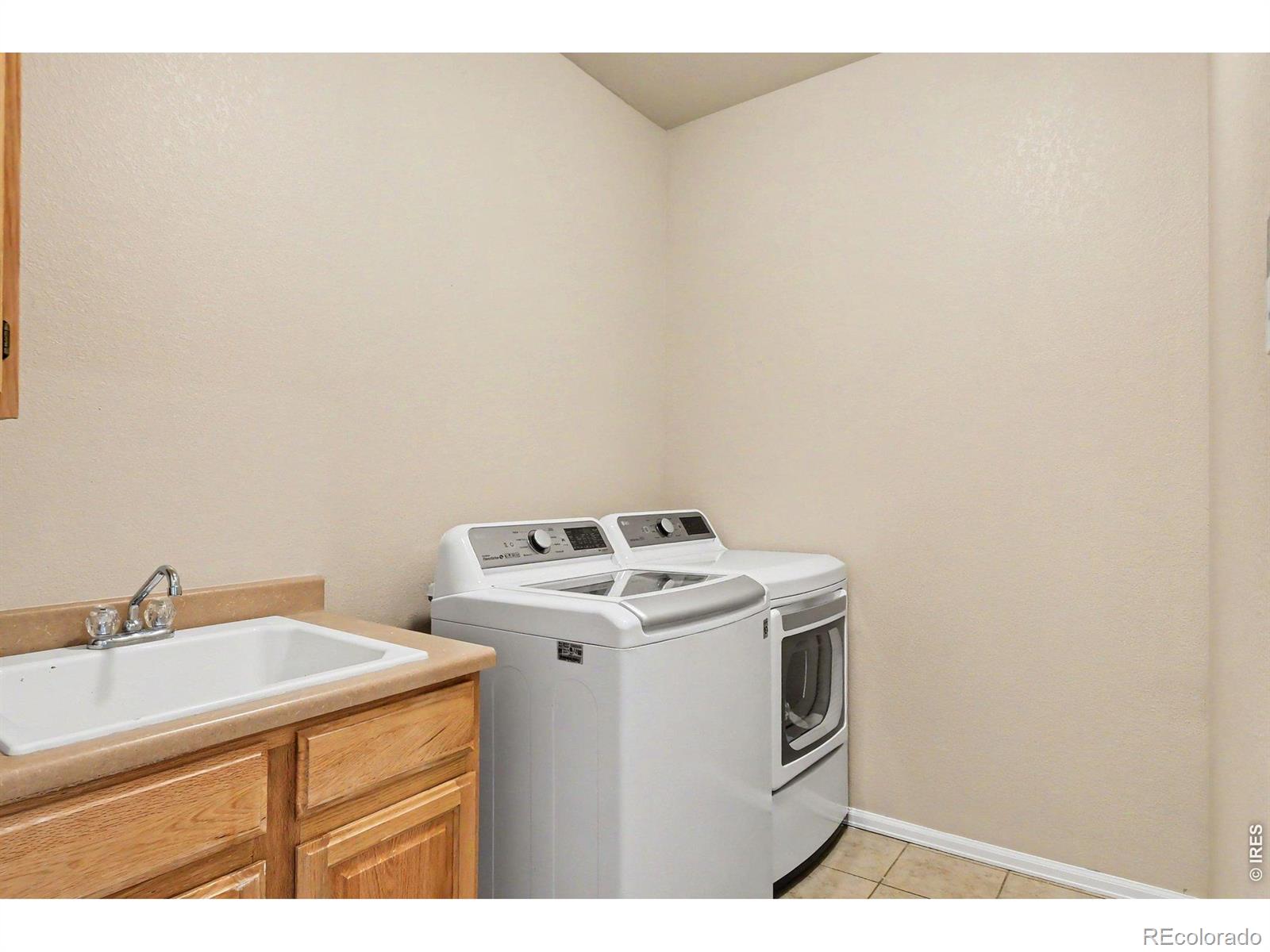 MLS Image #26 for 7562  triangle drive,fort collins, Colorado