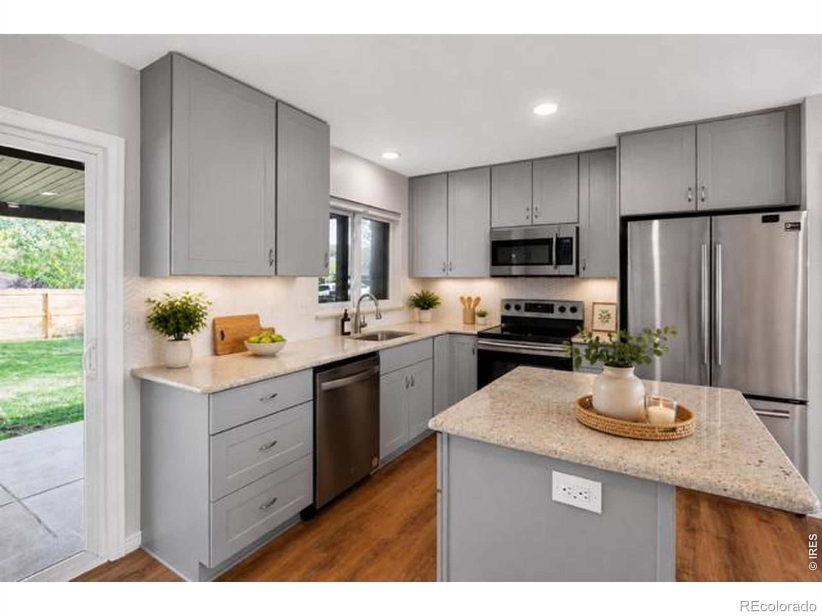 MLS Image #3 for 1205  stein street,lafayette, Colorado