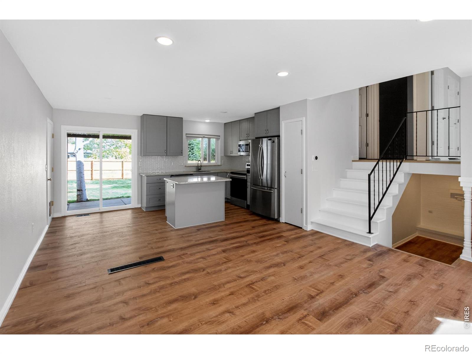 MLS Image #4 for 1205  stein street,lafayette, Colorado