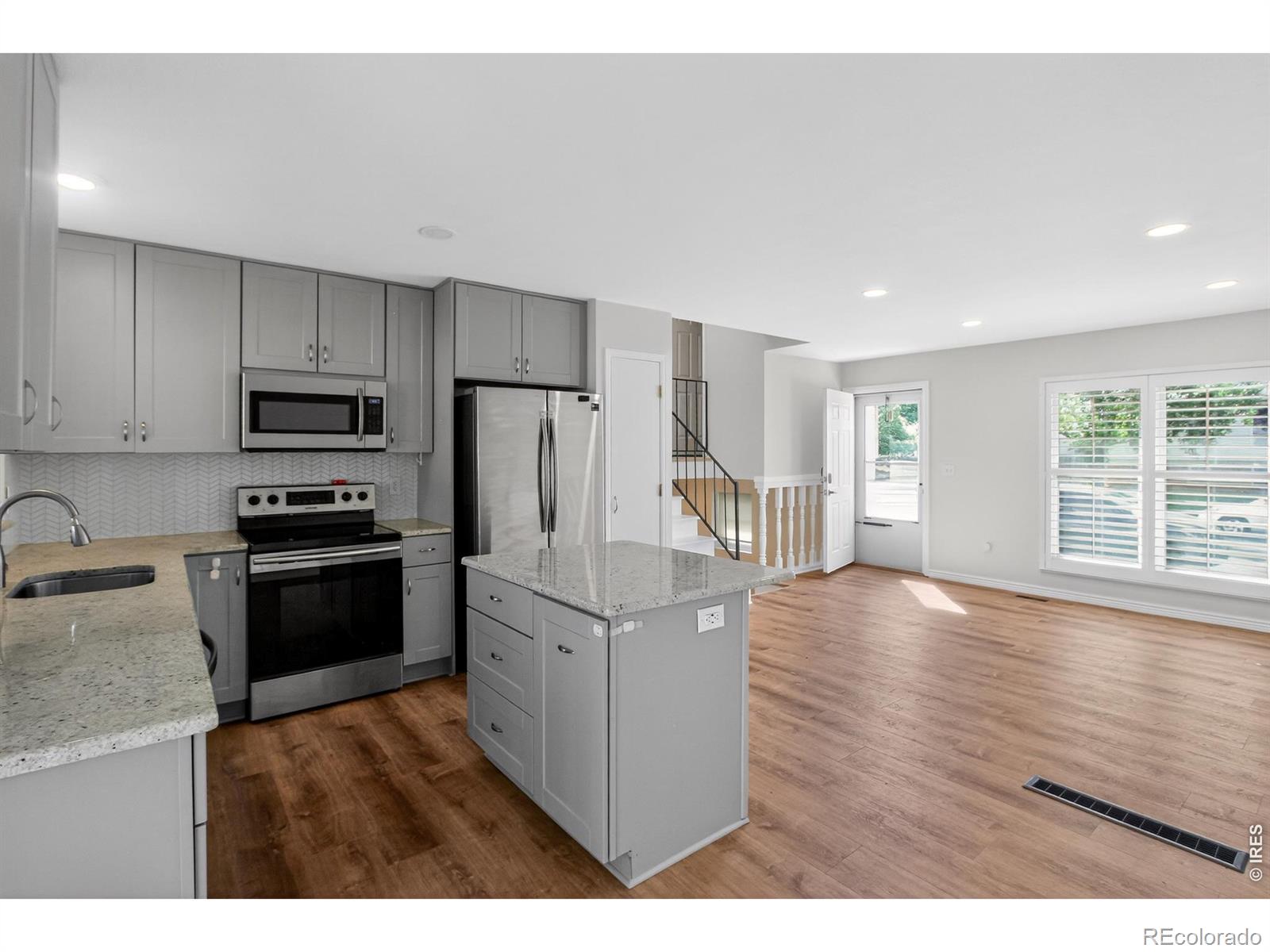 MLS Image #6 for 1205  stein street,lafayette, Colorado