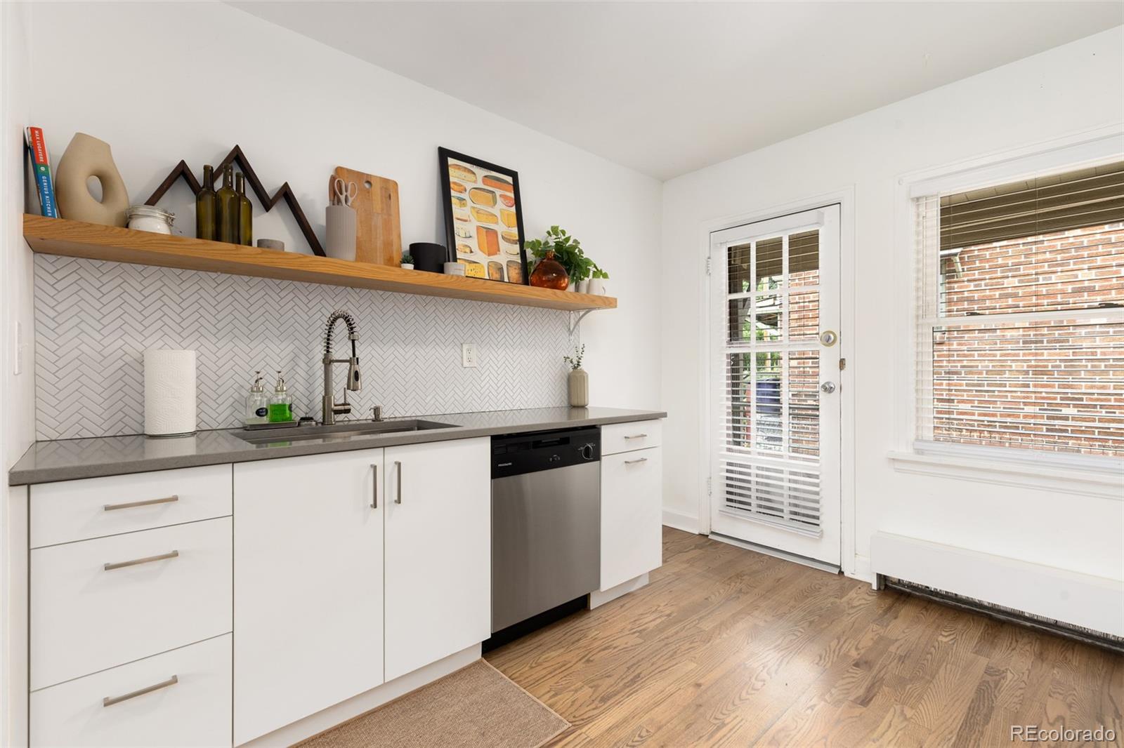 MLS Image #9 for 2608  utica street,denver, Colorado