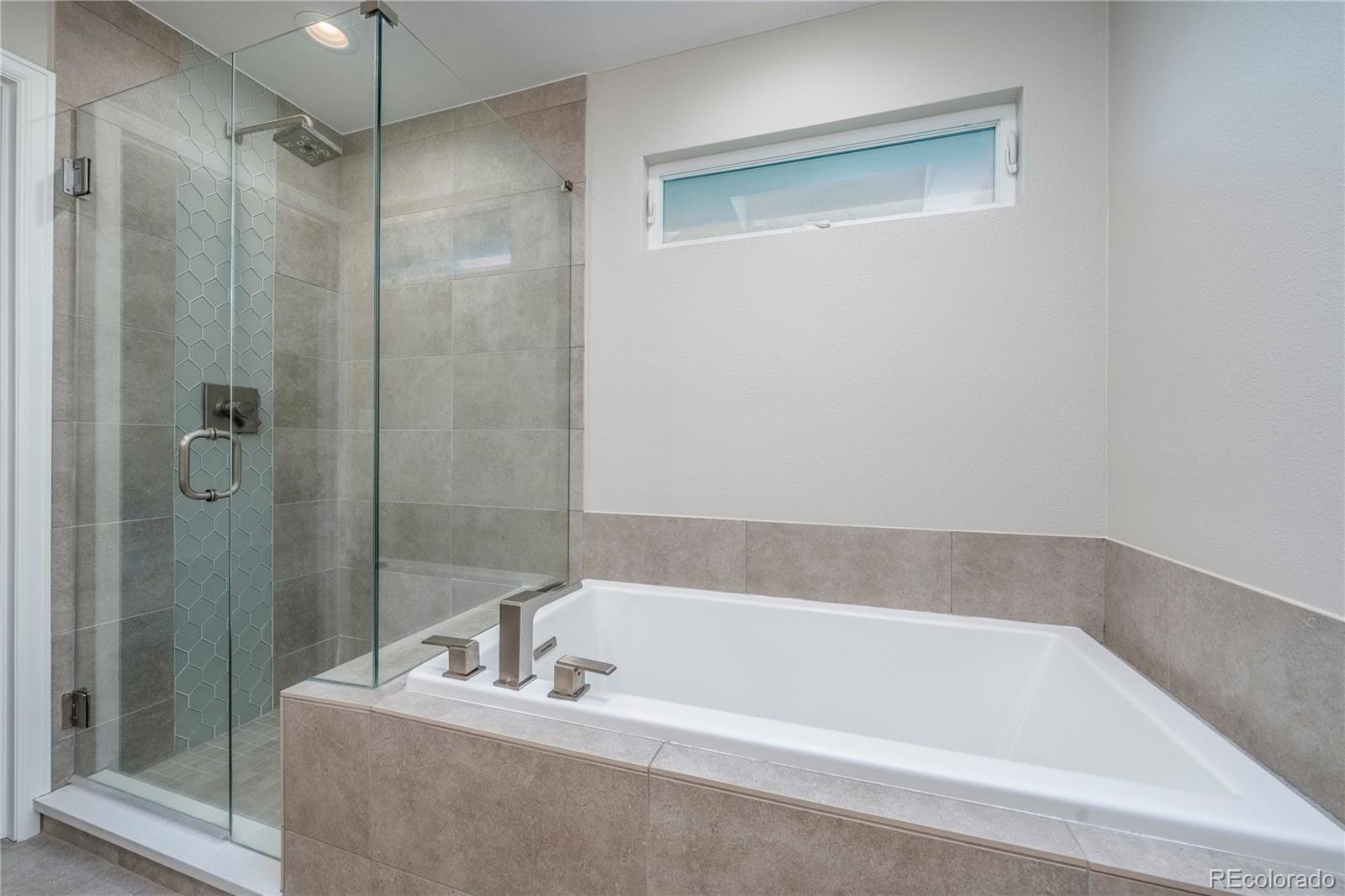 MLS Image #25 for 7576 e long avenue,centennial, Colorado