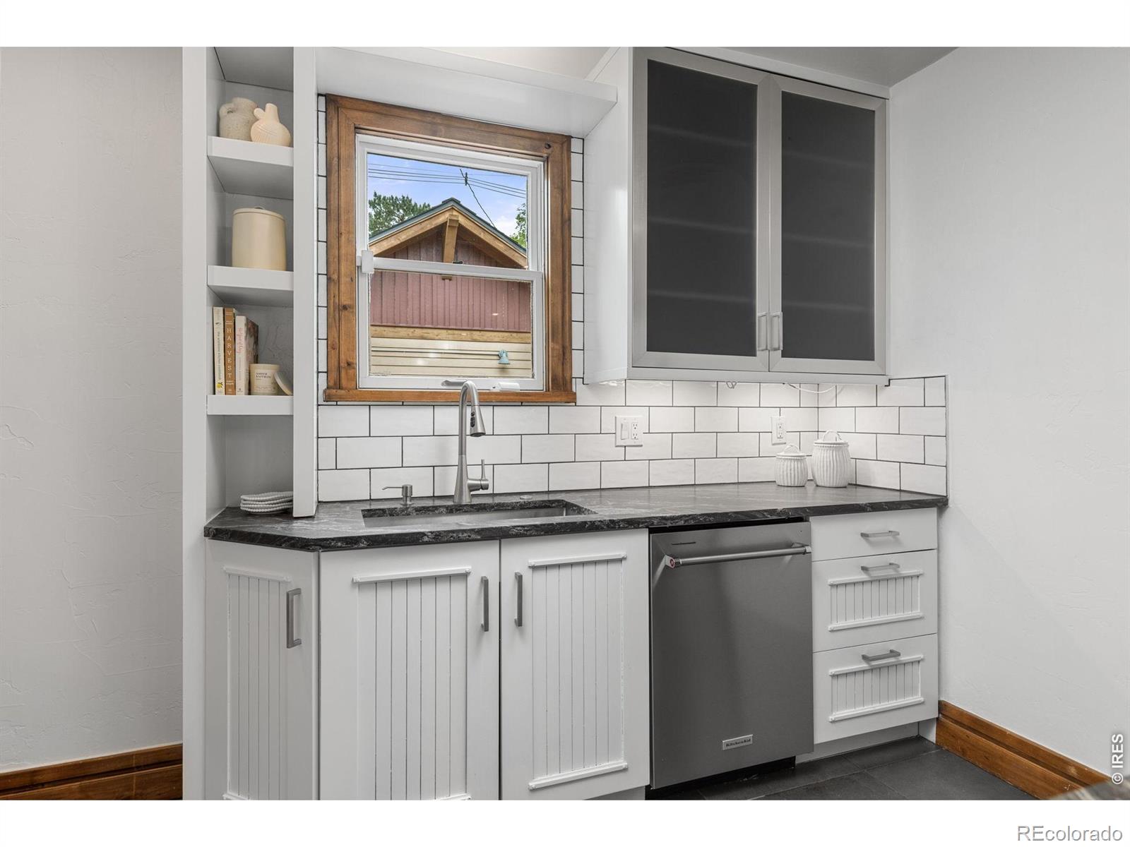 MLS Image #10 for 943  10th street,boulder, Colorado