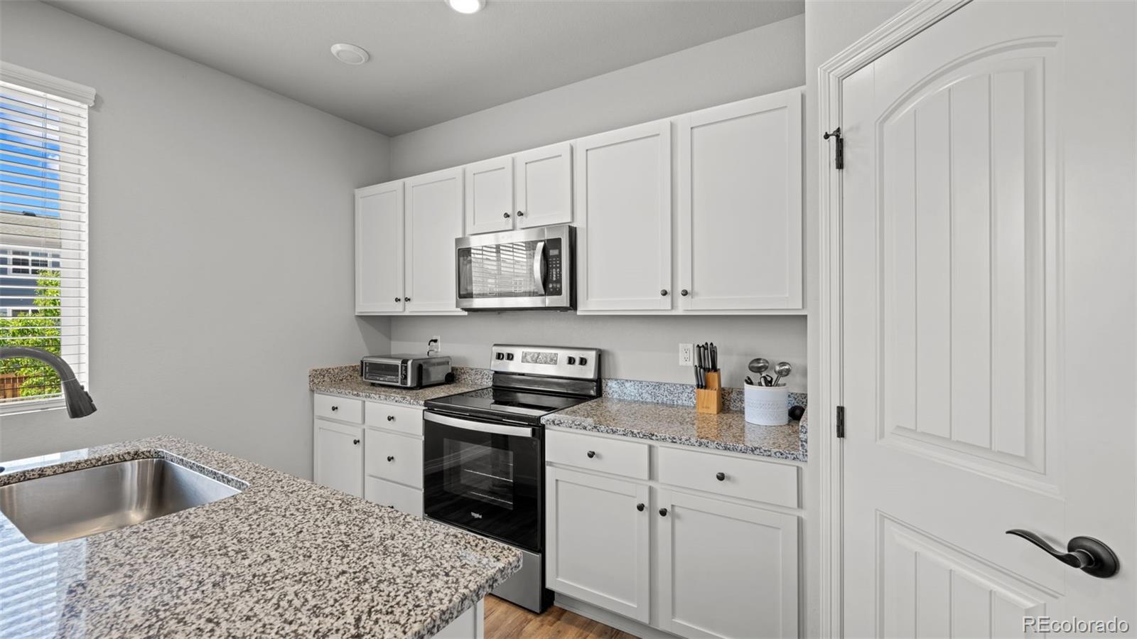 MLS Image #5 for 6213  sherwood avenue,frederick, Colorado