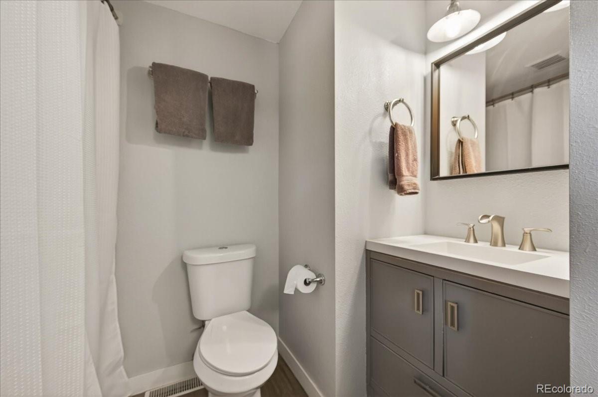 MLS Image #15 for 4175 w custer place,denver, Colorado