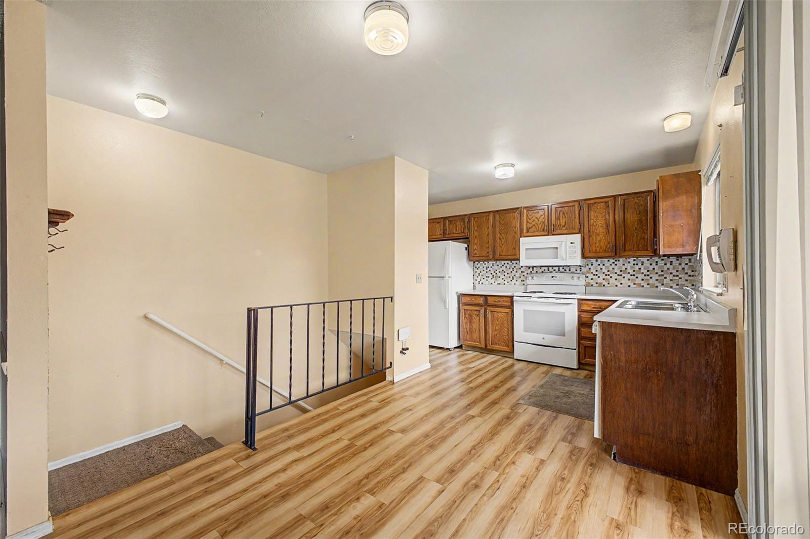 MLS Image #6 for 1123 s lewiston way,aurora, Colorado