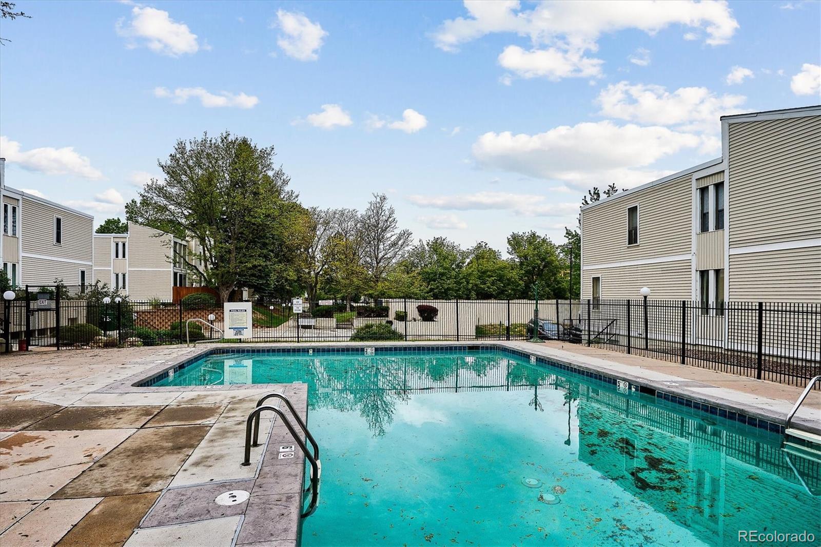 MLS Image #32 for 1050 s monaco parkway,denver, Colorado
