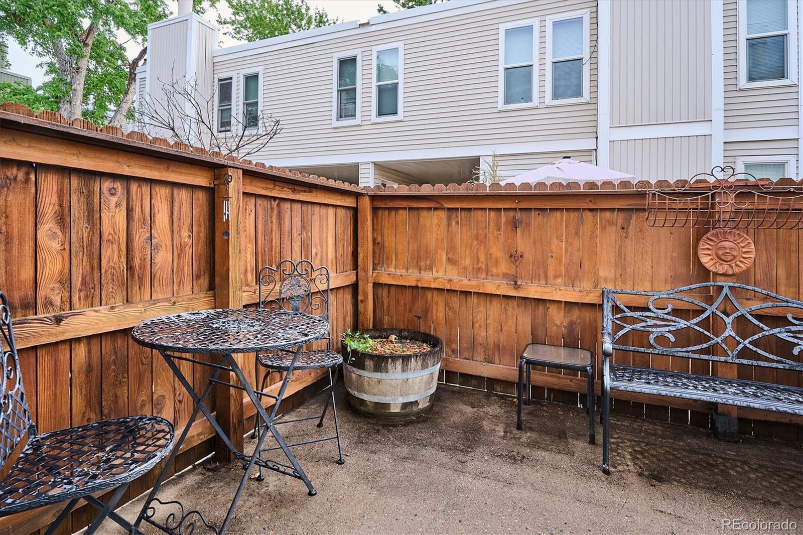 MLS Image #4 for 1050 s monaco parkway,denver, Colorado