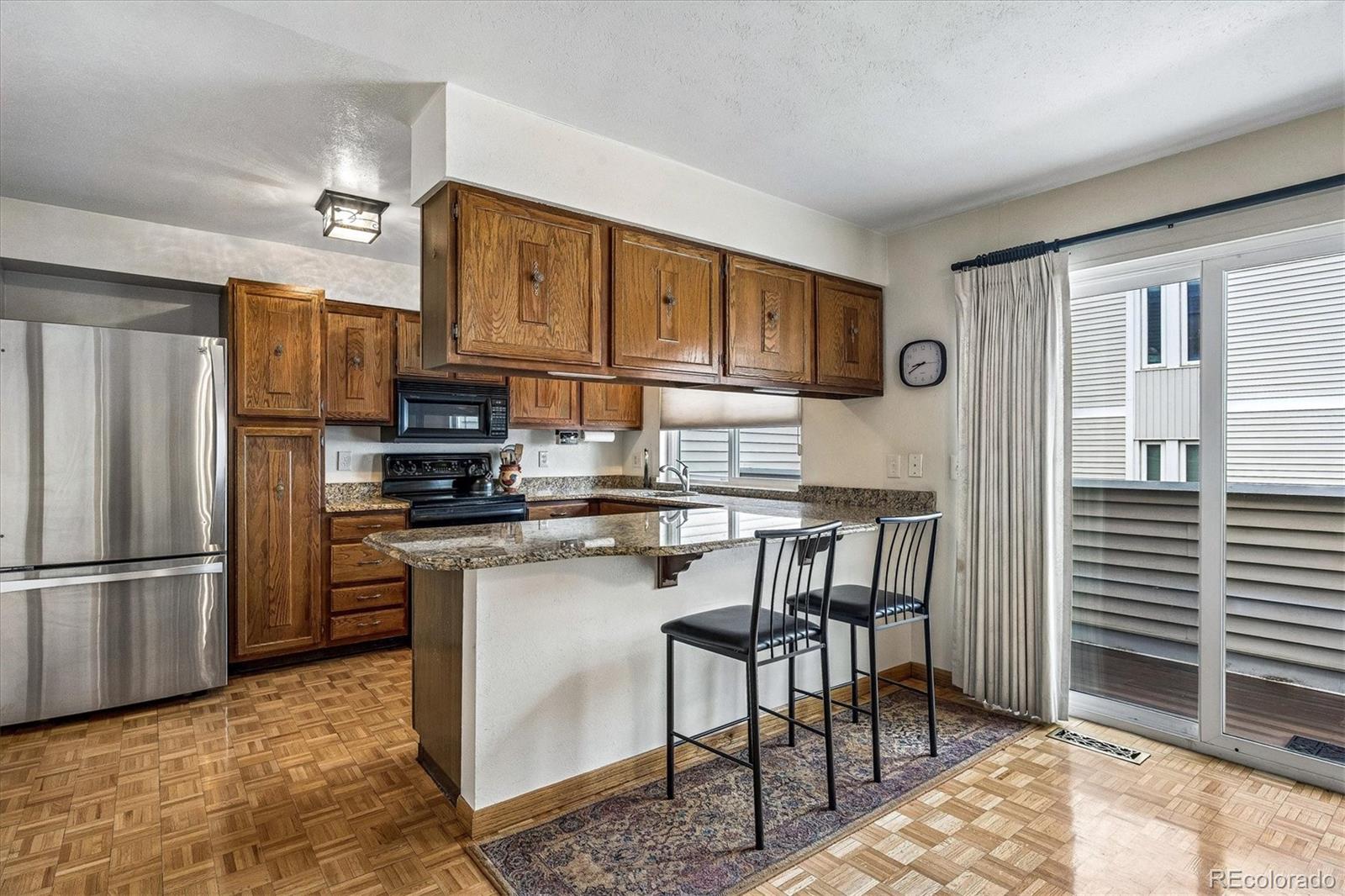 MLS Image #7 for 1050 s monaco parkway,denver, Colorado