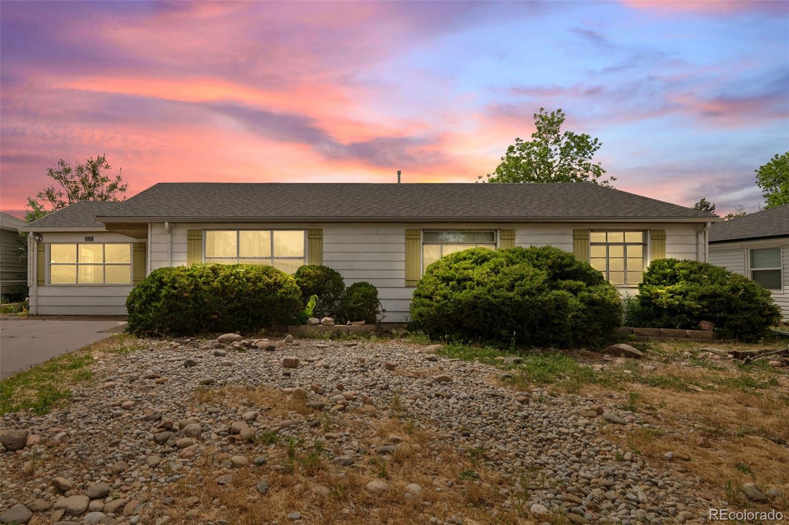MLS Image #0 for 721  geneva street,aurora, Colorado
