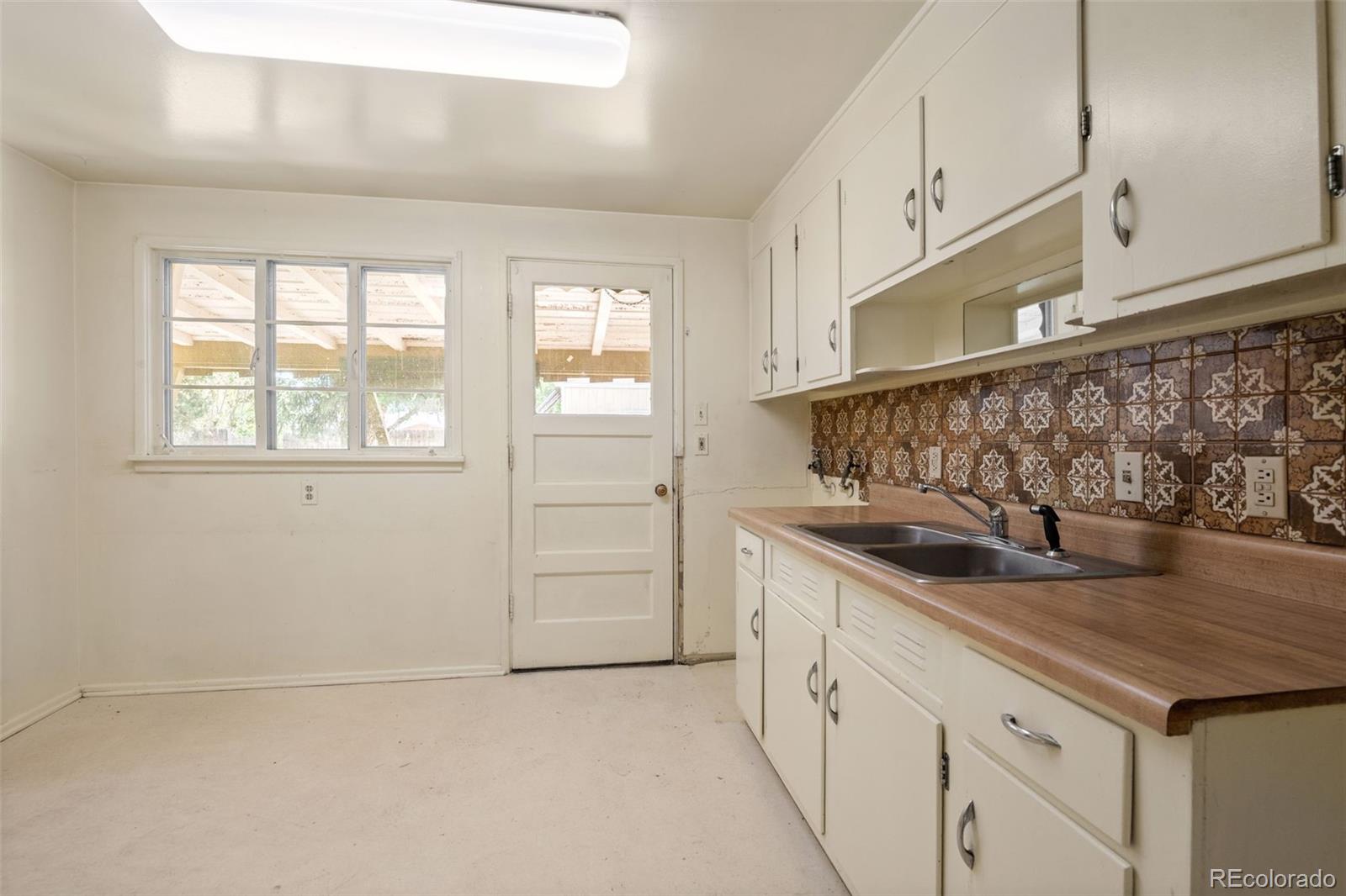 MLS Image #13 for 721  geneva street,aurora, Colorado