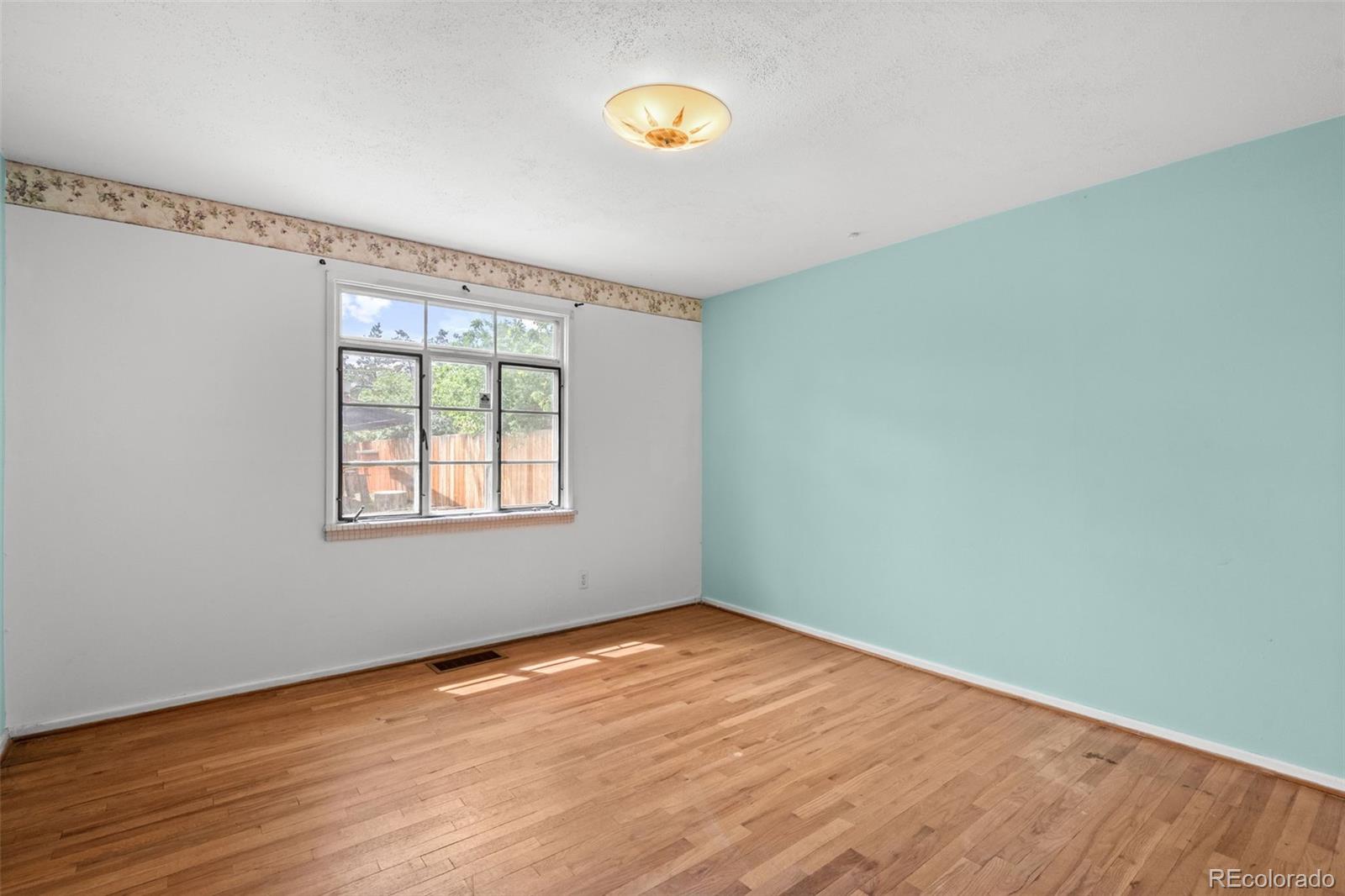 MLS Image #22 for 721  geneva street,aurora, Colorado
