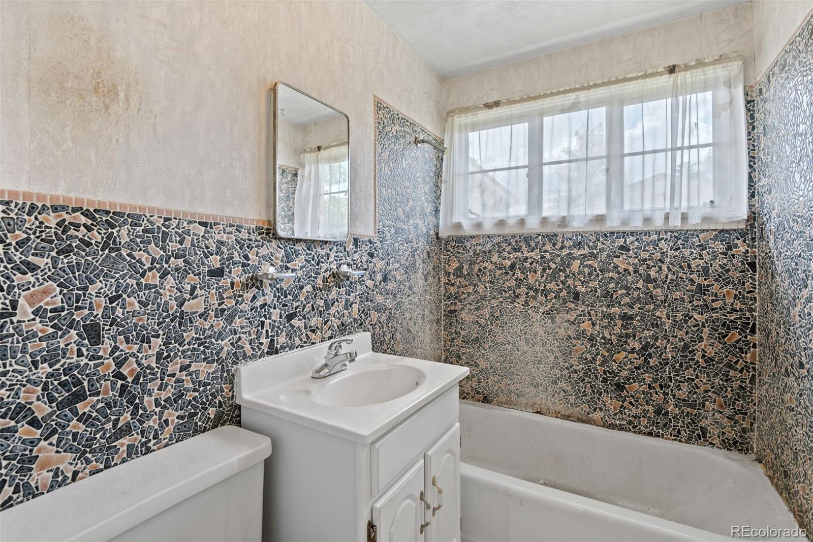 MLS Image #25 for 721  geneva street,aurora, Colorado