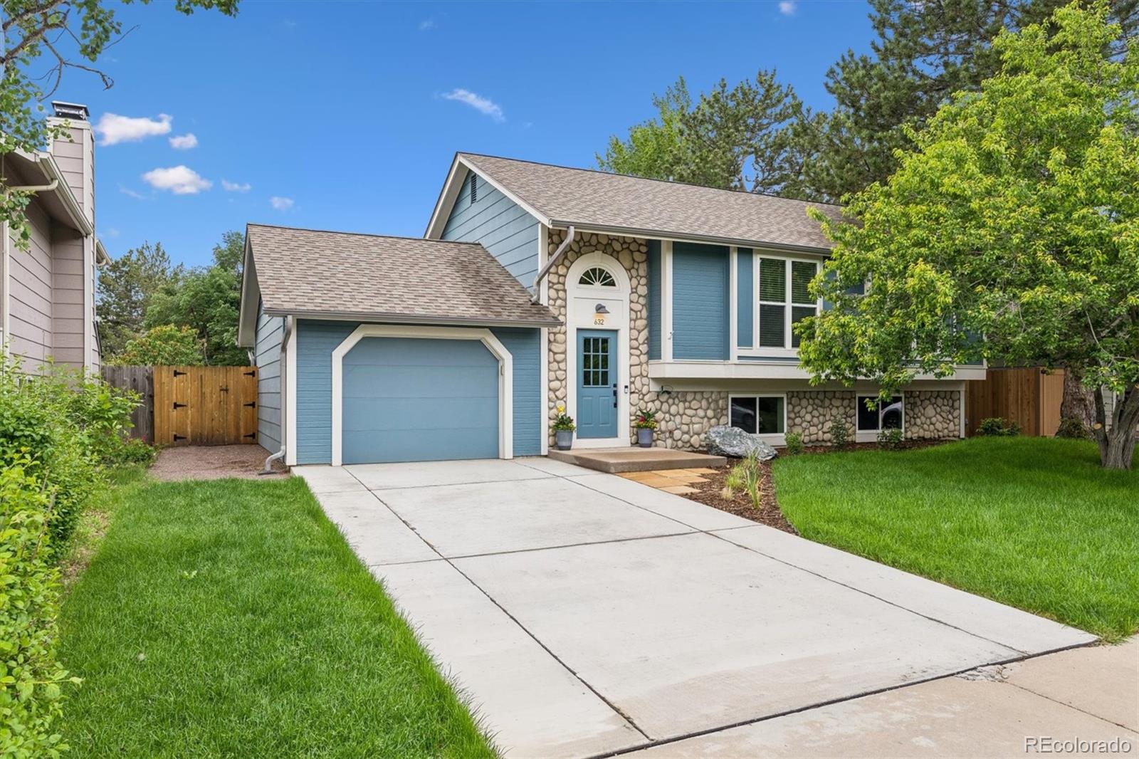 MLS Image #1 for 632 w chestnut court,louisville, Colorado