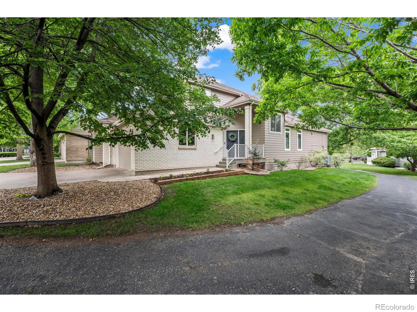 MLS Image #3 for 7358  buckingham court,boulder, Colorado