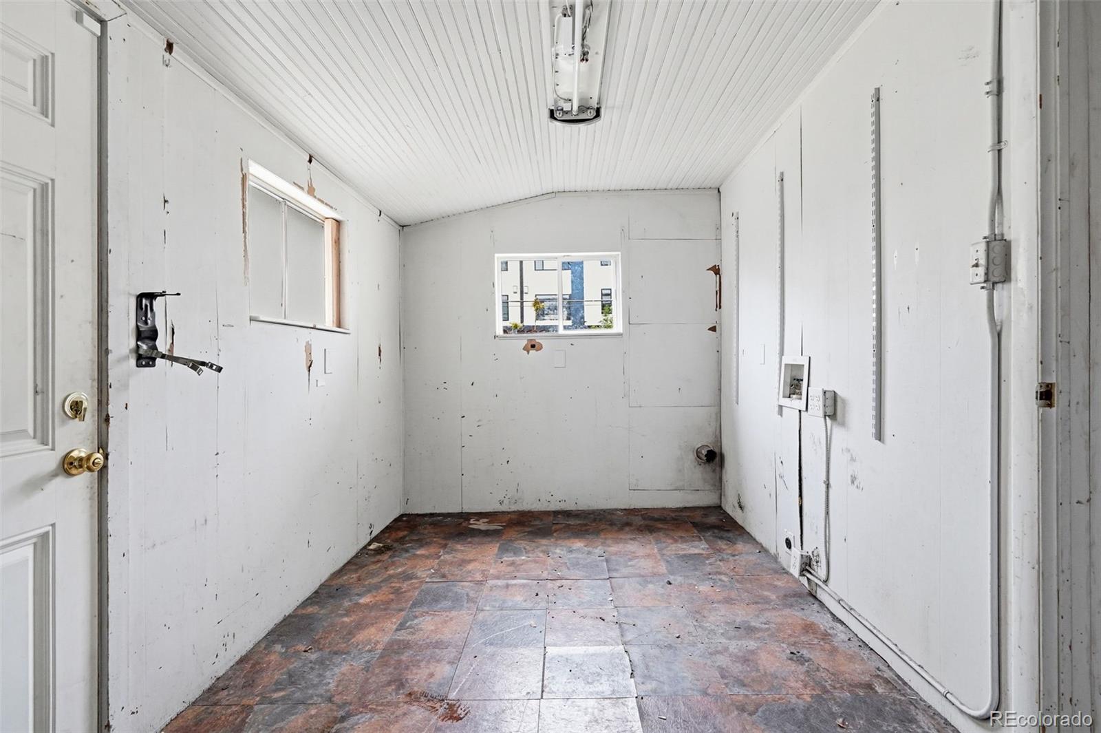 MLS Image #9 for 5596 s sycamore street,littleton, Colorado