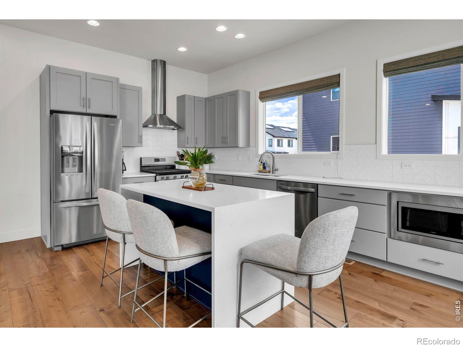 MLS Image #10 for 2338  central park way,louisville, Colorado