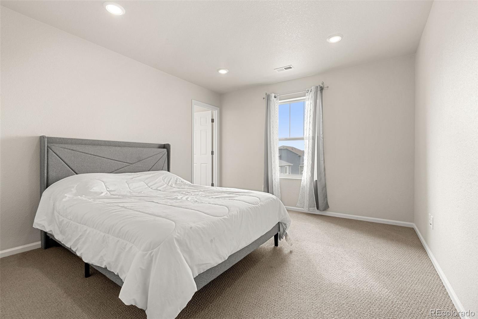 MLS Image #17 for 9196  rifle street,commerce city, Colorado